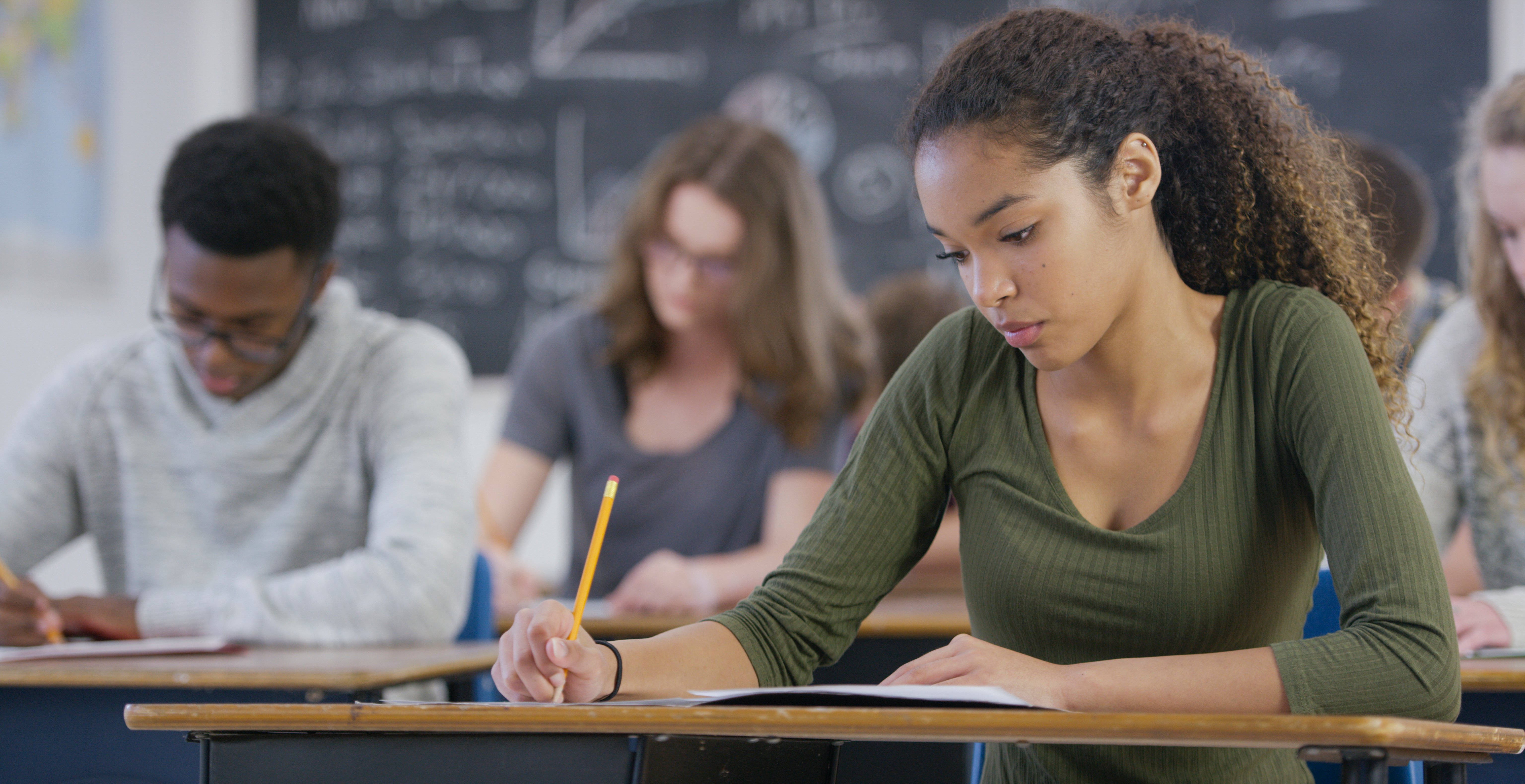 student-taking-exam